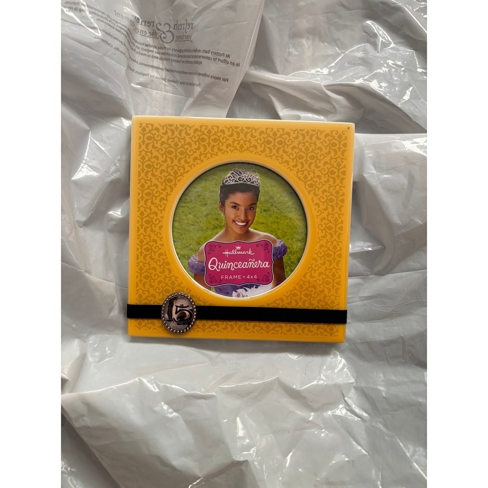 Hallmark‎ Keepsake "Quinceañera" photo frame.